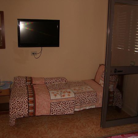 Shkodra Hotel Esterno foto