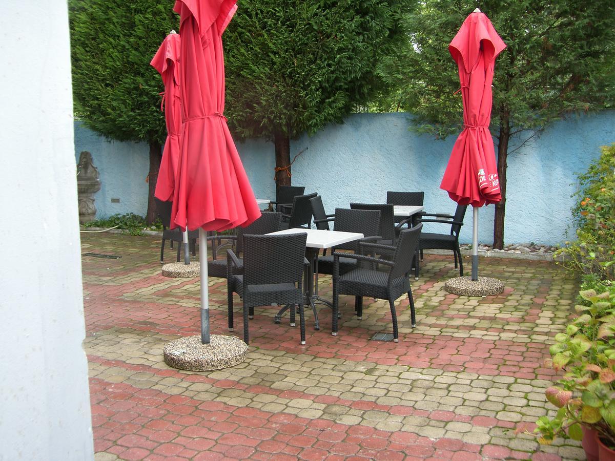 Shkodra Hotel Esterno foto