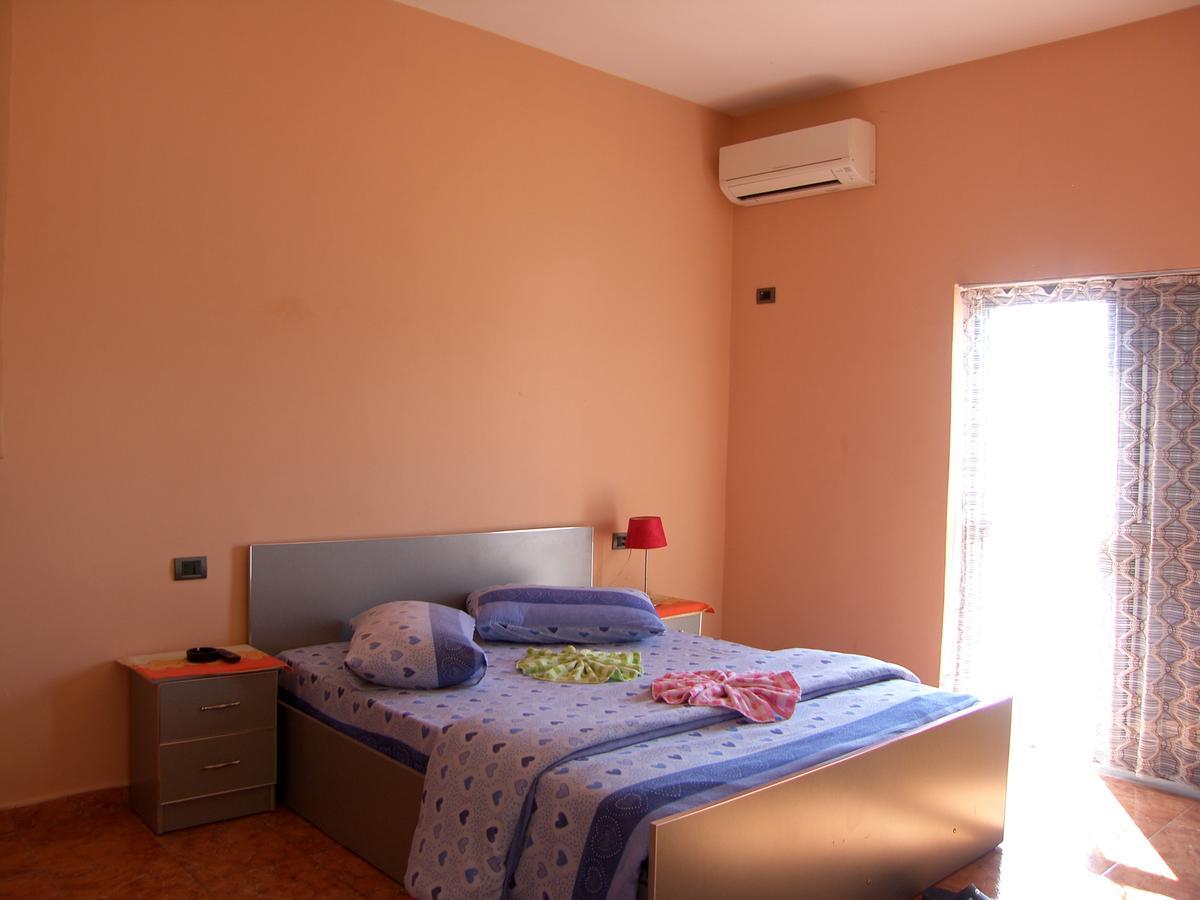 Shkodra Hotel Esterno foto