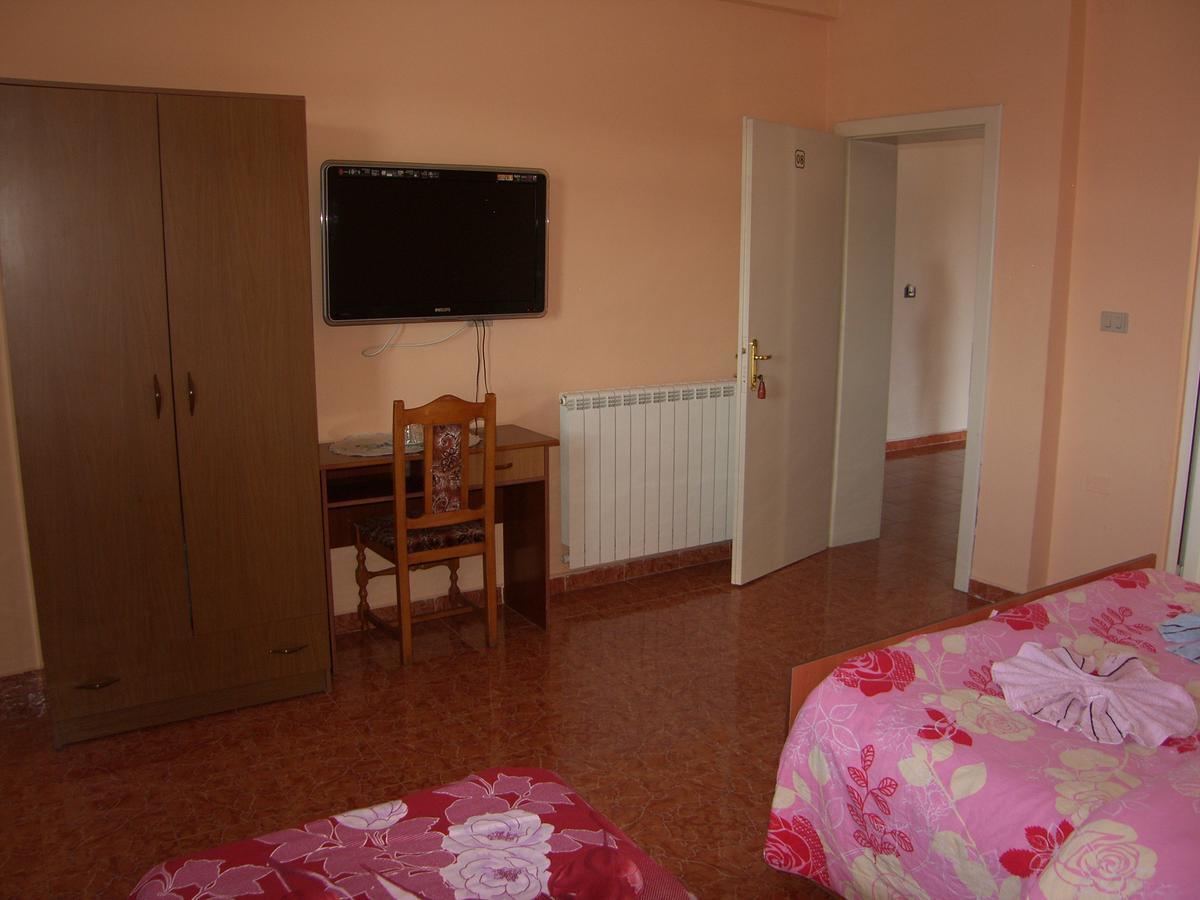 Shkodra Hotel Esterno foto