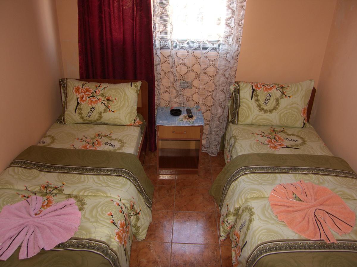 Shkodra Hotel Esterno foto