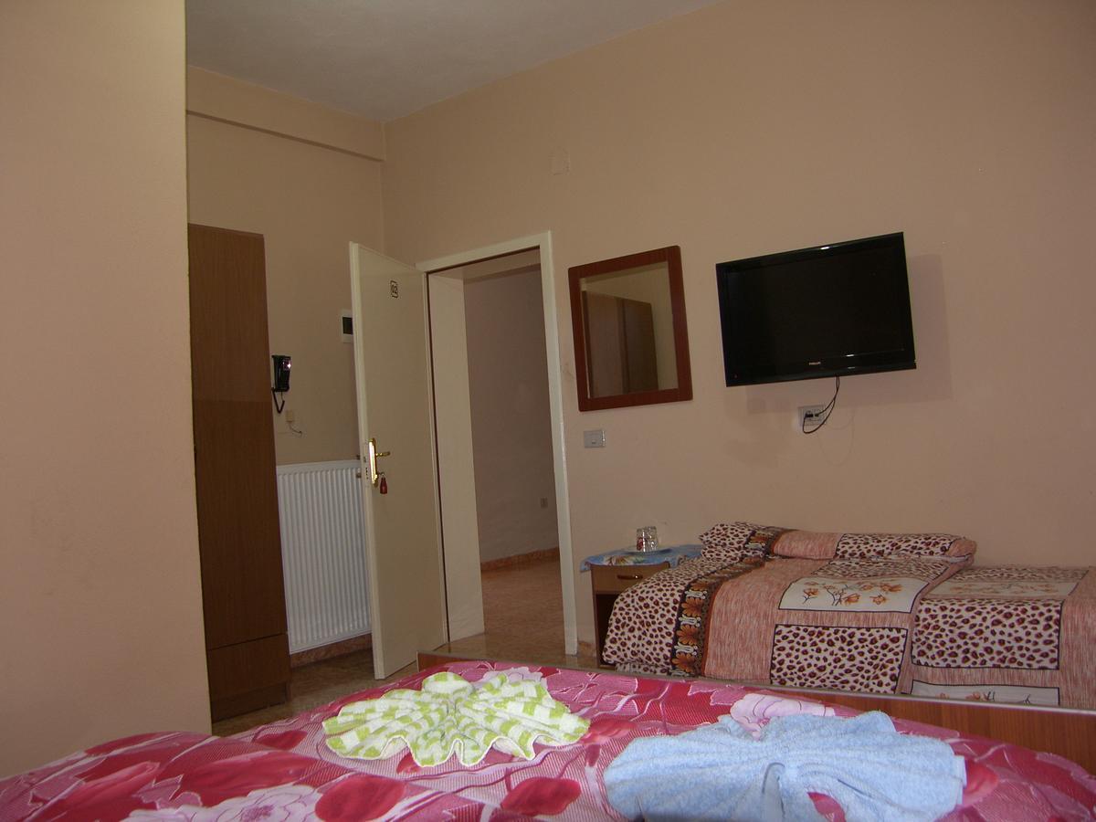 Shkodra Hotel Esterno foto