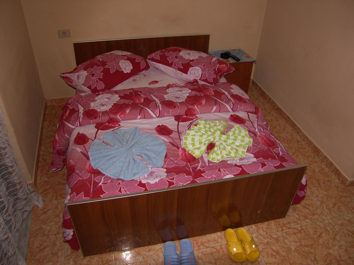 Shkodra Hotel Esterno foto