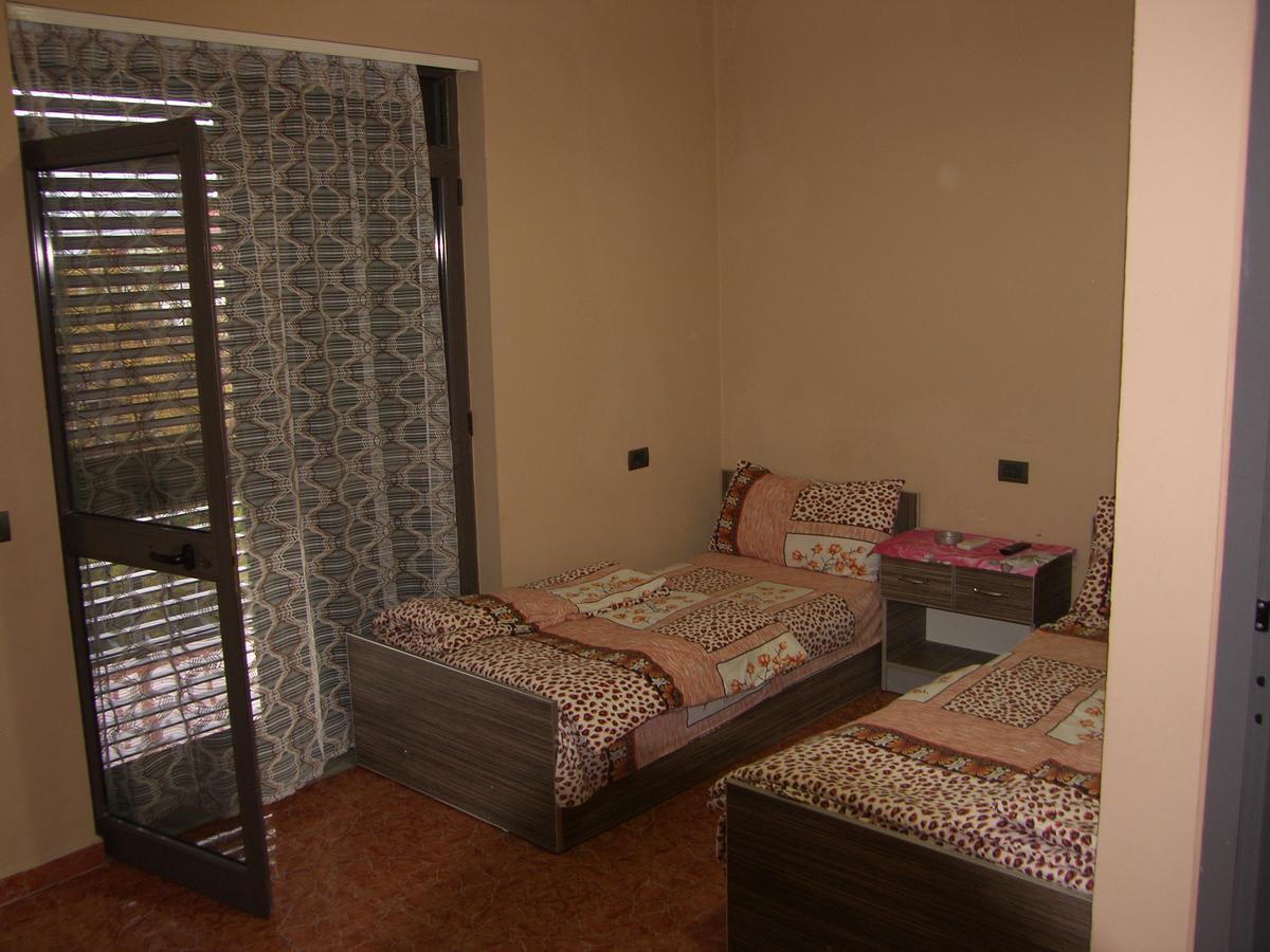 Shkodra Hotel Esterno foto
