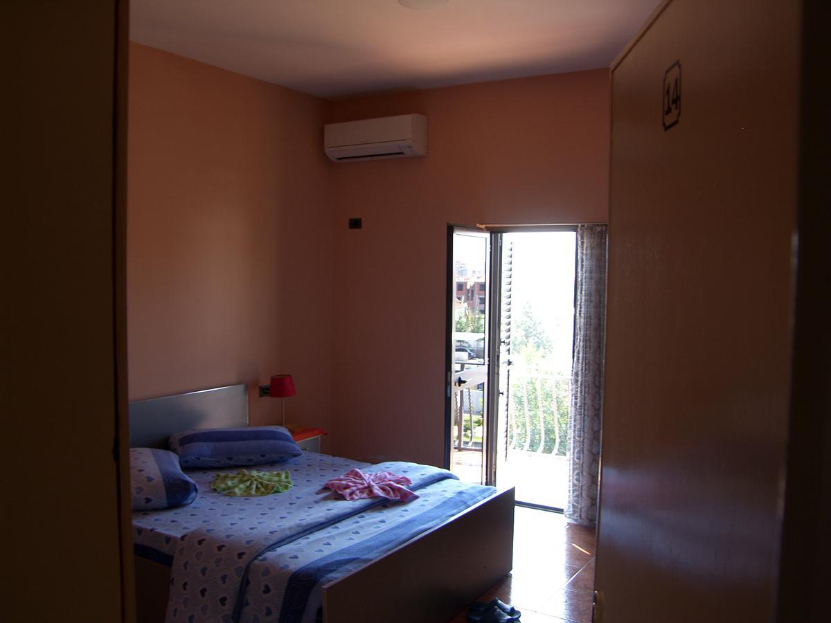 Shkodra Hotel Esterno foto